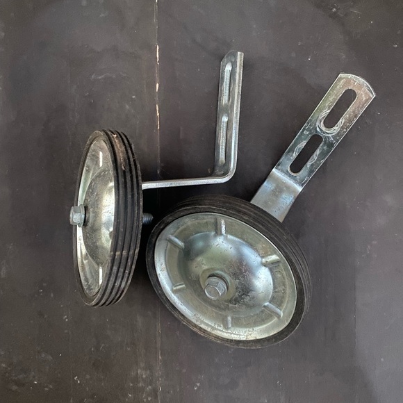 Training wheels for bike EUC - Picture 2 of 2